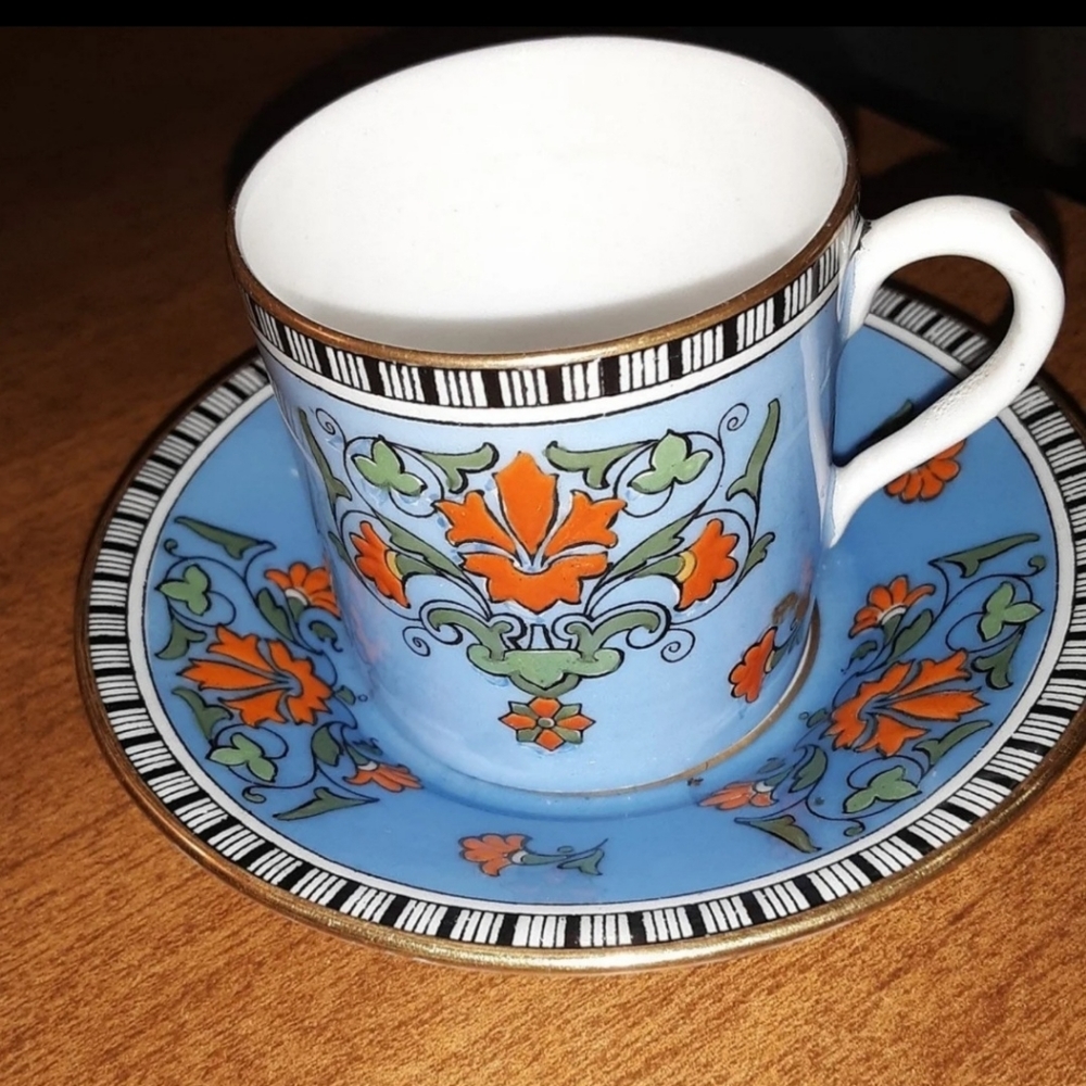 Vintage tea cup Royal Doulton cup